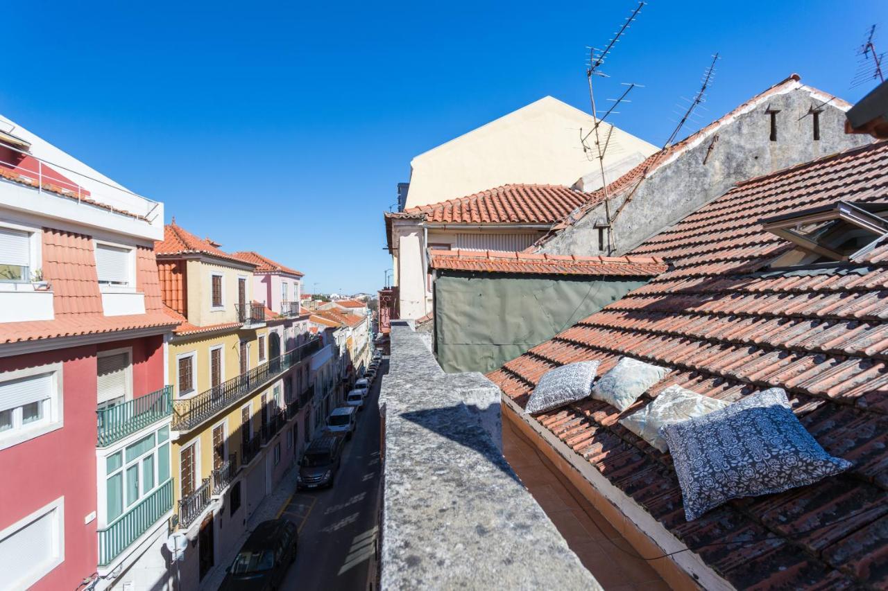 Rato Cozy 3Br W/Balcony - By Lu Holidays Apartment Lisbon Bagian luar foto
